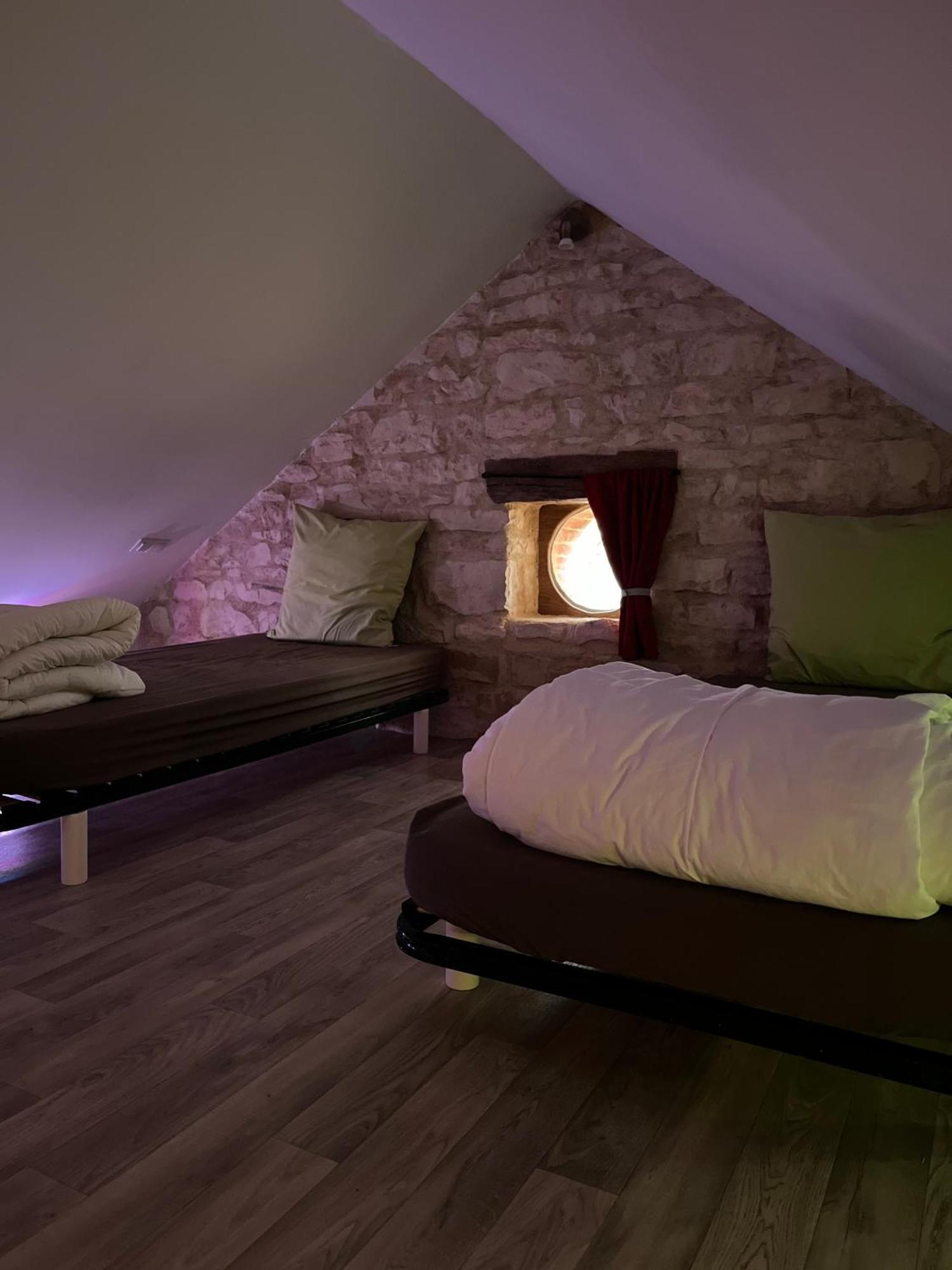 Bed and Breakfast La Fauconniere Brecy  Экстерьер фото